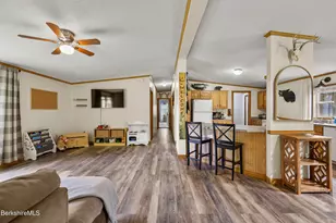 548 Loop Rd, Savoy, MA 01256 - Photo 10