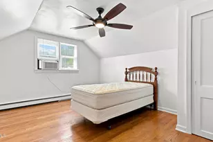 1981 East St, Pittsfield, MA 01201 - Photo 16