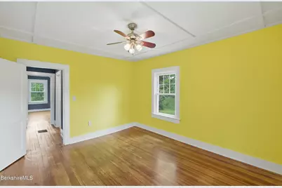 39 Cascade St, Pittsfield, MA 01201 - Photo 26