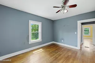 39 Cascade St, Pittsfield, MA 01201 - Photo 34
