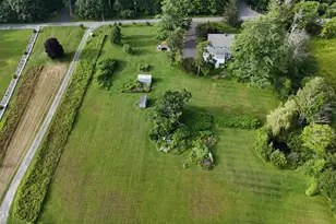 39 Cascade St, Pittsfield, MA 01201 - Photo 4