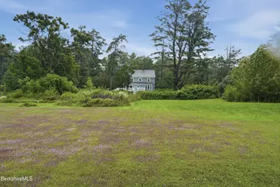 39 Cascade St, Pittsfield, MA 01201 - Photo 56