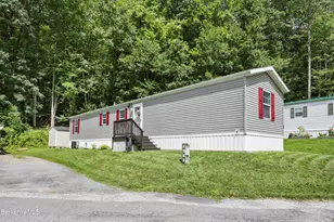 20 Pines Lodge Park Pl Pl, Williamstown, MA 01267 - Photo 2