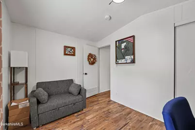 20 Pines Lodge Park Place Place, Williamstown, MA 01267 - Photo 18