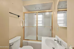 14 Stockbridge Ave, Dalton, MA 01226 - Photo 22