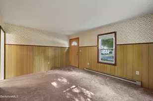 14 Stockbridge Ave, Dalton, MA 01226 - Photo 6