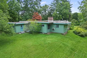 2 Fox Meadow Ln, Stockbridge, MA 01262 - Photo 6