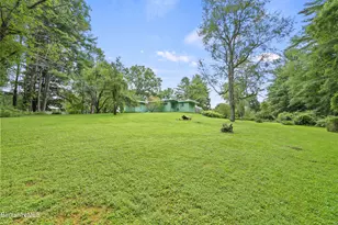2 Fox Meadow Ln, Stockbridge, MA 01262 - Photo 4