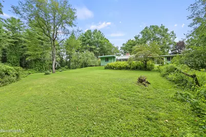 2 Fox Meadow Ln, Stockbridge, MA 01262 - Photo 8
