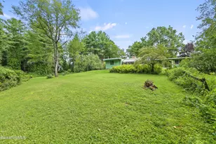 2 Fox Meadow Ln, Stockbridge, MA 01262 - Photo 8