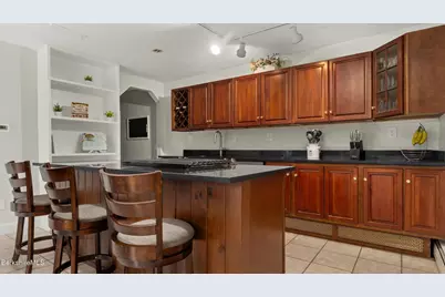 1 Eaton Ln, Pittsfield, MA 01201 - Photo 22