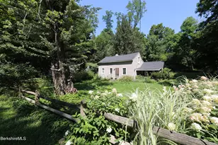 221 Old Queechy Rd, Canaan, NY 12029 - Photo 2