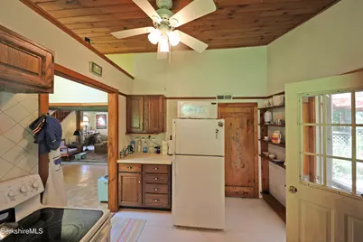 221 Old Queechy Rd, Canaan, NY 12029 - Photo 18