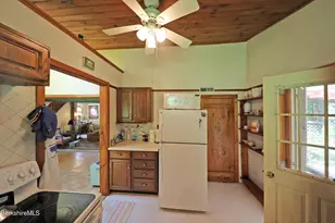 221 Old Queechy Rd, Canaan, NY 12029 - Photo 18