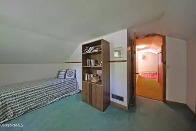221 Old Queechy Rd, Canaan, NY 12029 - Photo 28