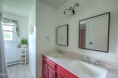 117 Lucia Dr, Pittsfield, MA 01201 - Photo 30