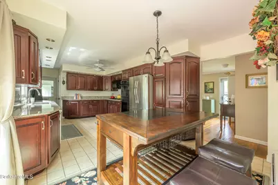 117 Lucia Dr, Pittsfield, MA 01201 - Photo 12