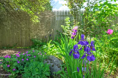 117 Lucia Dr, Pittsfield, MA 01201 - Photo 6