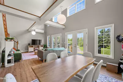 828 N Main St, Lanesborough, MA 01237 - Photo 8