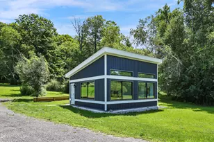 828 N Main St, Lanesborough, MA 01237 - Photo 32