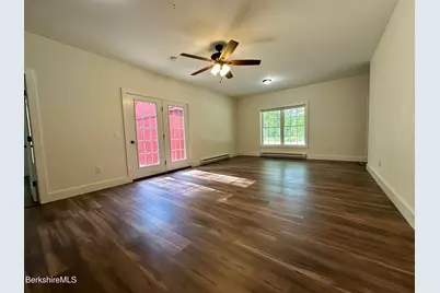 6 Redwood Ln, Sheffield, MA 01257 - Photo 8