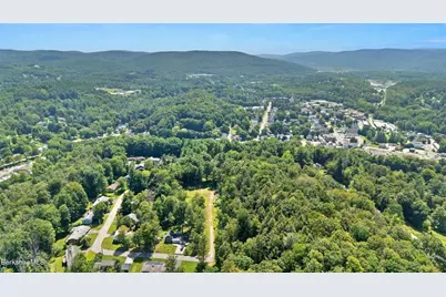 46 Pease Ter, Lee, MA 01238 - Photo 10