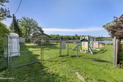 30 Cove Ln, Hinsdale, MA 01235 - Photo 36