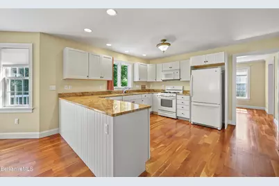 131 Fox Run --, Lee, MA 01238 - Photo 12