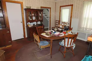 42 Prospect St, North Adams, MA 01247 - Photo 8