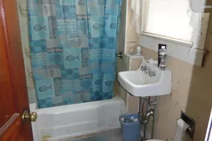 42 Prospect St, North Adams, MA 01247 - Photo 16