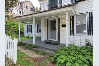 42 Prospect St, North Adams, MA 01247 - Photo 2