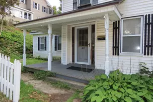 42 Prospect St, North Adams, MA 01247 - Photo 2