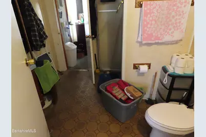 42 Prospect St, North Adams, MA 01247 - Photo 16
