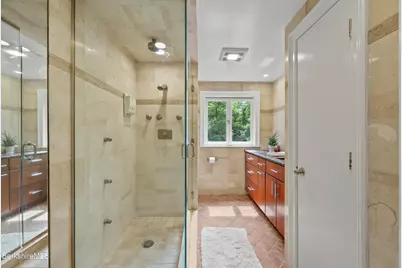 784 E Main St, North Adams, MA 01247 - Photo 18
