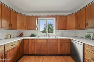 784 E Main St, North Adams, MA 01247 - Photo 10