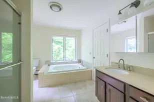 336 Stevens Glen Rd, Richmond, MA 01254 - Photo 10