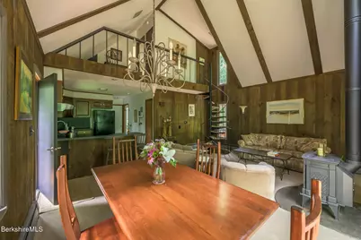 336 Stevens Glen Rd, Richmond, MA 01254 - Photo 8