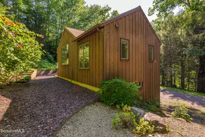 336 Stevens Glen Rd, Richmond, MA 01254 - Photo 2