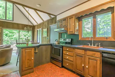 336 Stevens Glen Rd, Richmond, MA 01254 - Photo 16