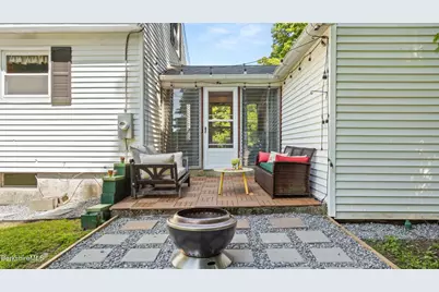 140 Orchard St, Lee, MA 01238 - Photo 18