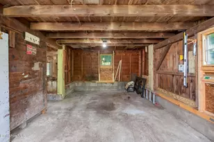 500 Walker St, Lenox, MA 01240 - Photo 42