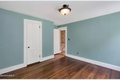 500 Walker St, Lenox, MA 01240 - Photo 32