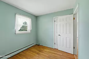34 Baldwin Ave, Pittsfield, MA 01201 - Photo 14