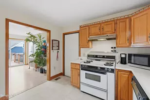 130 Ridge Ave, Pittsfield, MA 01201 - Photo 16