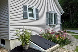 46 Pinehurst Ave, Pittsfield, MA 01201 - Photo 12