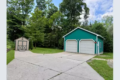 46 Pinehurst Ave, Pittsfield, MA 01201 - Photo 54