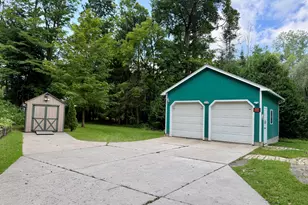 46 Pinehurst Ave, Pittsfield, MA 01201 - Photo 54