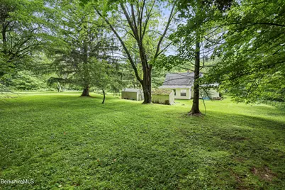 787 Churchill St, Pittsfield, MA 01201 - Photo 36