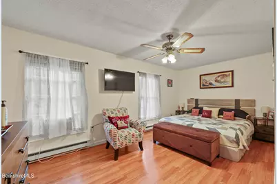 14 Clifford St #A5, Pittsfield, MA 01201 - Photo 16