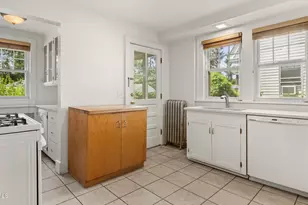 66 Emerson Ave, Pittsfield, MA 01201 - Photo 14